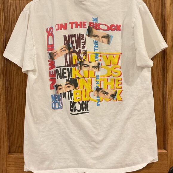 Vintage 1990 New Kids on the Block Tour T-Shirt. Size Large - Picture 7 of 9
